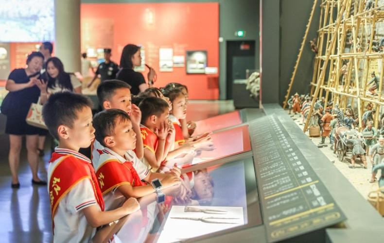 江苏南京：博物馆里过暑假
