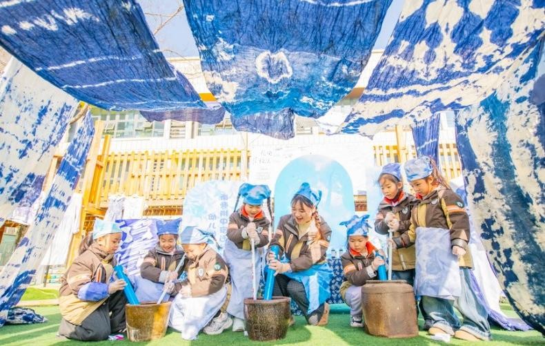 江苏宿迁：学习扎染 感受非遗